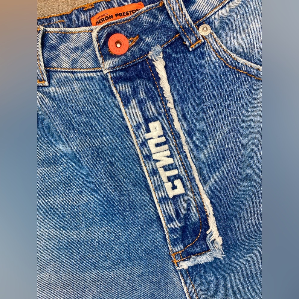 NWOT Heron Preston High-Waist Straight Leg 6-Pocket Medium Wash Denim Jeans - Picture 8 of 13